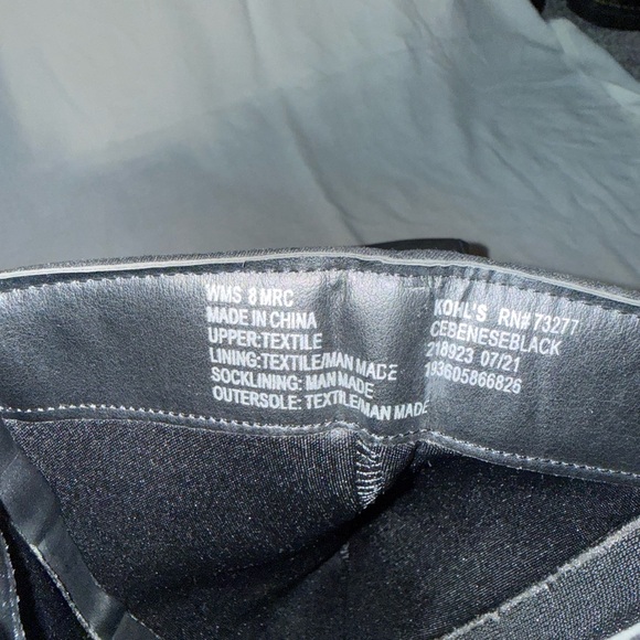 Kohl's Black Heeled Boots for Women - Picture 4 of 4